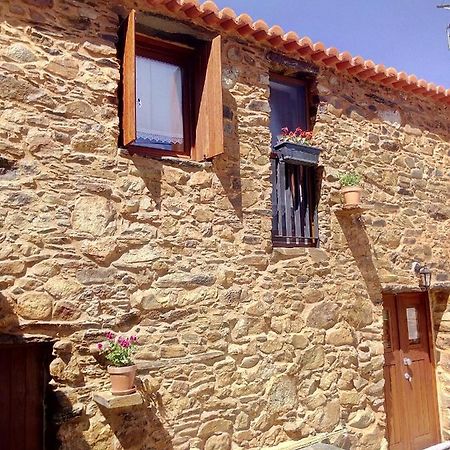 Refugio Do Raposo/Casa Deneb Villa Montes da Senhora Екстериор снимка